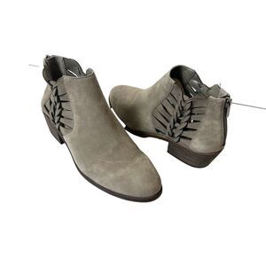 Vince Camuto Womens Bootie Ankle Zip Boots Mocha Suede Size 10M Low Heel Comfort